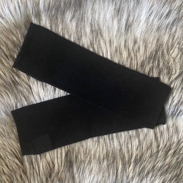 Wrist warmers Kashmir Black - with thumb opening